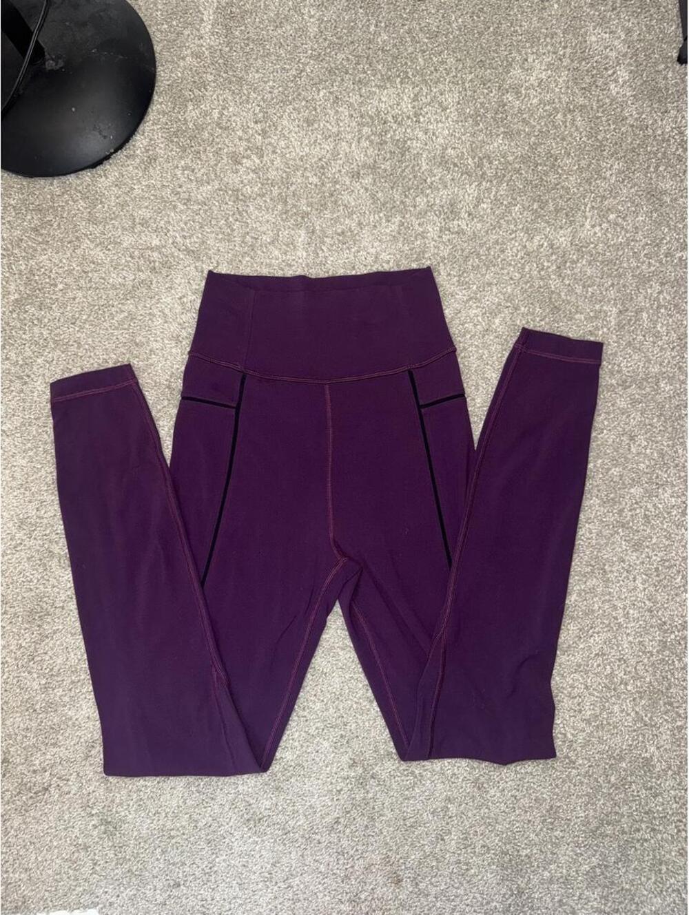 Lululemon Women's Purple and Burgundy Legging